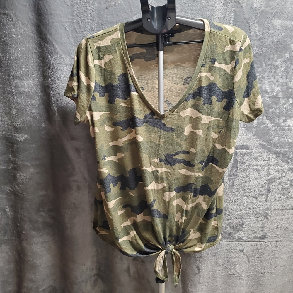 Express Green and Brown Tie-Front T-Shirt